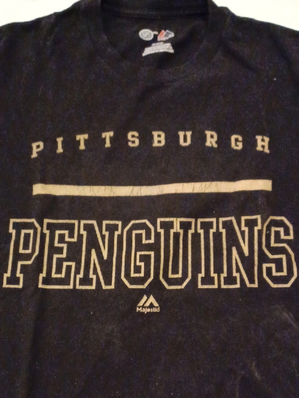 Majestic Pittsburgh Penguins Black T-Shirt with Gold Print